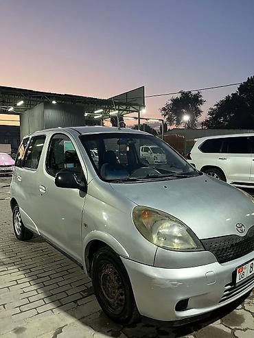 coroll: Toyota Yaris Verso: 2000 г., 1.5 л, Бензин, Минивэн — 8