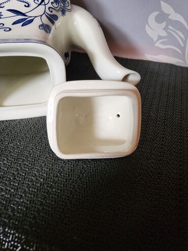 Čajnici: Bokal nov,cvibl mustra engleski Wedgwood iz 70ih.god. Nov bokal,sve — 10