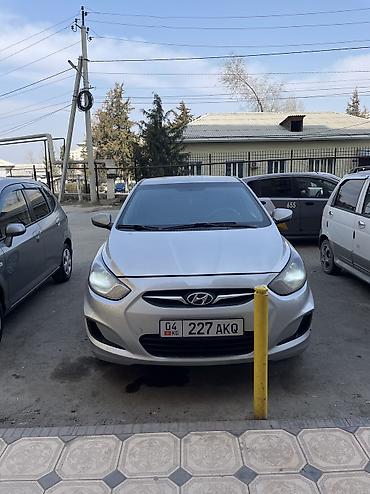 Hyundai: Hyundai Solaris: 2013 г., 1.6 л, Автомат, Бензин, Седан — 5