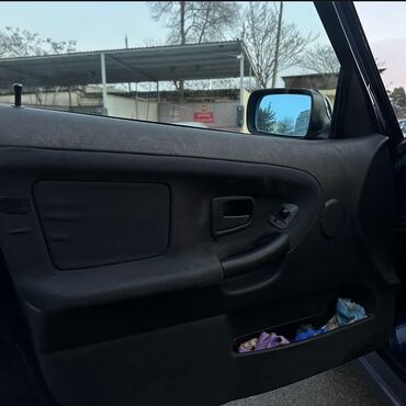 BMW: Marka: BMW Model: E36 Buraxilis ili: 1996 Yürüs: 485.000 km Süret — 10