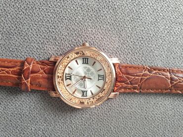 klon satovi: Classic watch, AM:PM, Female