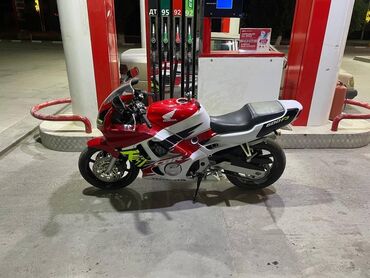 шлем мотоцикл: Спортбайк Honda, 600 куб. см, Бензин, Колдонулган
