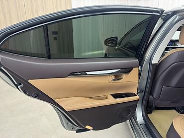 Lexus: Lexus ES: 2017 г., 2.5 л, Гибрид, Седан — 20