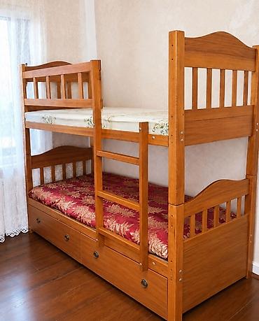 Oğlan və qız üçün, İşlənmiş, Çarpayı, Matras ilə, Siyirməli, Taxta
