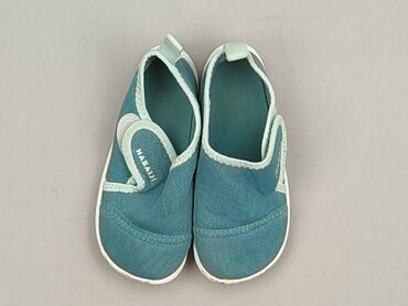 kamizelka dmuchana dla dzieci decathlon: Sport shoes 27, Used