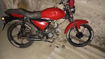 moto cross: Qırmızı rəngli şəhər tipli motosiklet Texniki xüsusiyyətlər və — 2