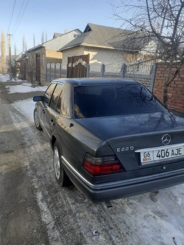 мерседес запчасти бишкек: Mercedes-Benz W124: 1993 г., 2.2 л, Автомат, Бензин