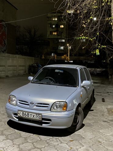 Nissan: Nissan March: 2001 г., 1.3 л, Автомат, Бензин, Хэтчбэк