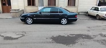 Mercedes-Benz E-Class (W210) sedan - Kuzov: 4 qapılı sedan, tünd