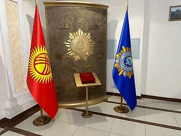 Другие предметы коллекционирования: Флаг, Герб, Символика, туу, желек, флагшток,флажок,Кыргызстана — 27