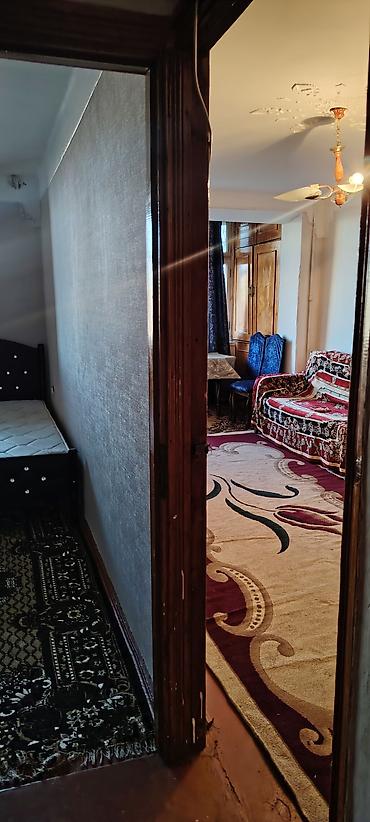 bakixanovda: Bakı, Bakıxanov qəs., 2 otaqlı, Köhnə tikili, 42 kv. m — 3