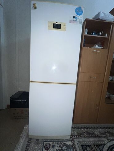 Холодильники: Холодильник LG, Б/у, Двухкамерный, No frost, 75 * 200 *