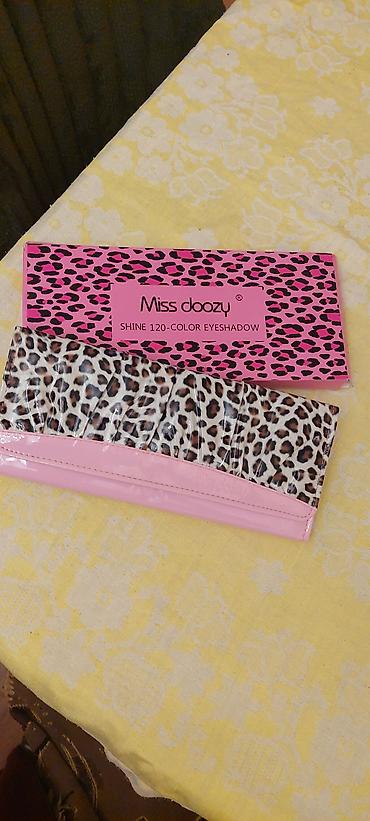 leopard: Miss Doozy Shine 120-Color Eyeshadow palitrası - 120 rəng: pastel — 2