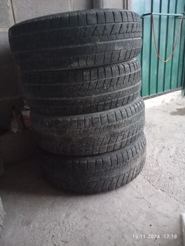 Шины: Шины 215 / 65 / R 16, Зима, Б/у, Комплект, Легковые, Bridgestone