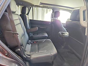 секвойя: Toyota Sequoia: 2023 г., Гибрид, Внедорожник — 1