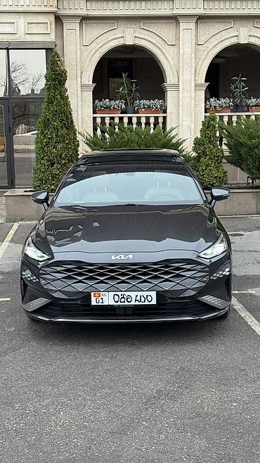Kia K8: 2022 г., 1.6 л, Автомат, Гибрид, Седан
