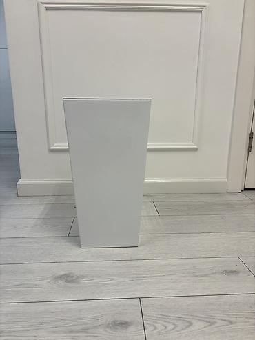 pustə agaci satilir: Ağ kvadrat formalı dekorativ çiçək qabı/planter - Dizayn: Minimalist — 1