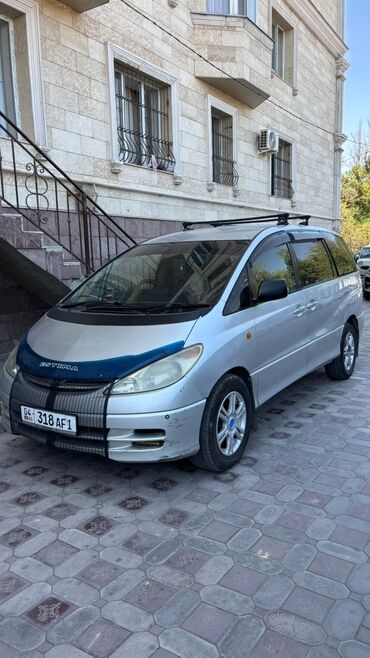 молочное оборудование: Продается Toyota Estima год 2002 объем 2,5