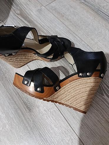 женская обувь размер 38: Босоножки, 36, Michael Kors, Новый, цвет - Черный, Самовывоз — 1