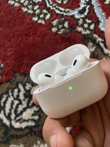 Qulaqcıqlar: İşlənmiş Simsiz (Bluetooth) Qulaqcıqlar, Apple, rəng - Ağ