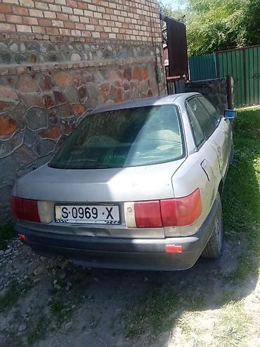 Унаа: Audi 80: 1991 г., 1.8 л, Кол менен иштөөчү, Бензин, Седан — 3