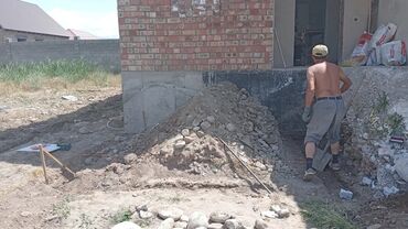 недостроенный дом: Фундамент забор песко блок шыбак стажка тескустура лестница гипсо