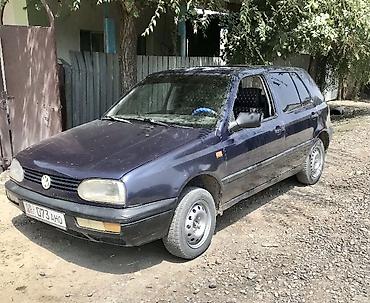 Volkswagen Golf: 1993 г., 1.8 л, Механика, Бензин, Хэтчбэк