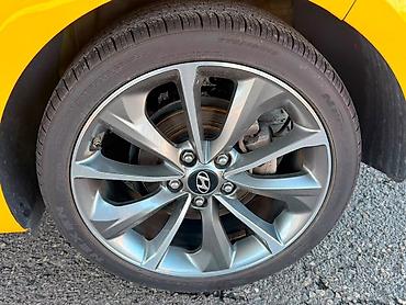 выхлопы: Hyundai Veloster: 2020 г., 1.4 л, Автомат, Бензин, Фастбек — 6