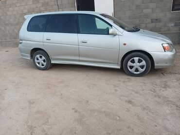 мотоцикл спортивный цена: Toyota Gaia: 2002 г., Автомат, Вэн/Минивэн