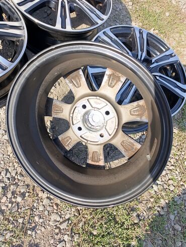 Диски: Литые Диски R 14 Комплект, отверстий - 4, Б/у at lalafo.kg — 11 Диски: Литые Диски R 14 Комплект, отверстий - 4, Б/у — 11