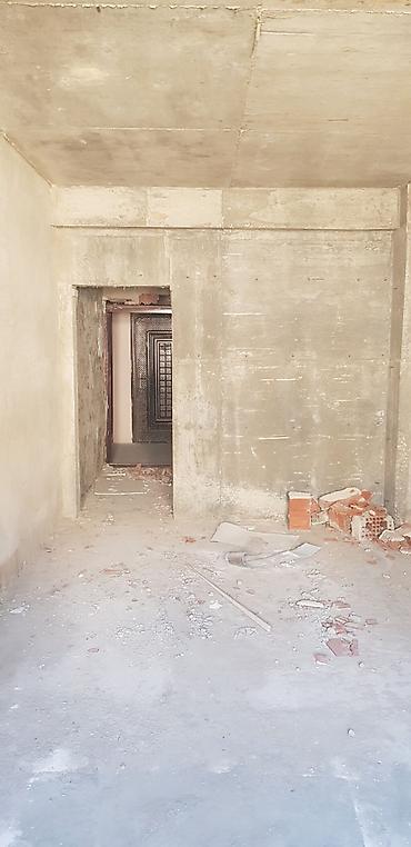 xirdala: 1 otaqlı, Yeni tikili, 35 kv. m — 10