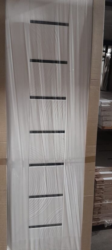 Otaq qapıları: Rusiya istehsalı
qapı modeli 
Zamok
Petlələr
Çərçivələr
Naliçniklər — 28