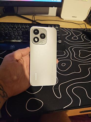 honor 8 s: Honor 400 lite 256 kredit deil veziyeti yaxwidi biraz arxada rebgi — 8