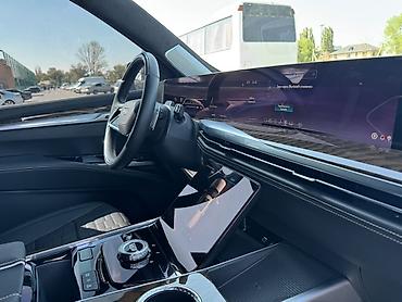 Cadillac: Cadillac Escalade: 2025 г., 6.2 л, Автомат, Бензин, Внедорожник — 10