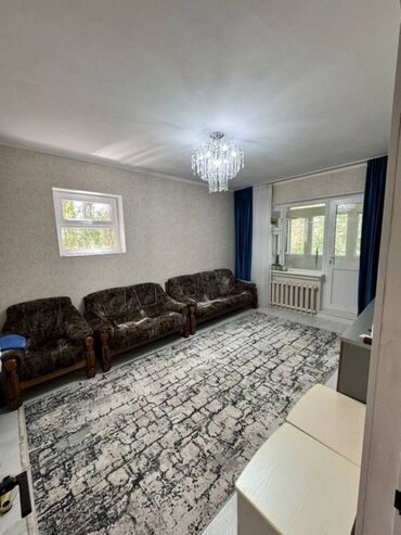 105 серия 3 комнатная: 1 комната, 37 м², 105 серия, 2 этаж, Косметический ремонт