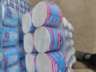 Скупка картона, макулатуры: Продаю туалетную бумагу от завода производителя есть 2 слойка 1 — 8