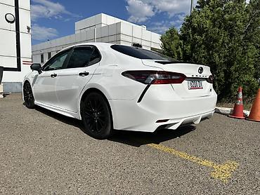 4 vd: Toyota Camry: 2022 г., 2.5 л, Автомат, Бензин, Седан — 5