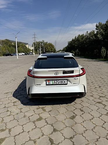toyota bz4x бишкек: Toyota bZ3: 2026 г., Электромобиль, Лифтбек — 4