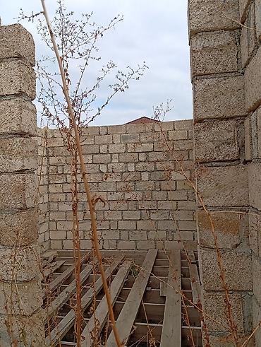lokbatanda ev satisi: 4 otaqlı, 4 kv. m, Kredit yoxdur, Təmirsiz — 10