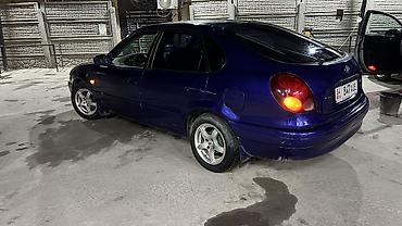 стоп с4: Toyota Corolla: 1999 г., 1.6 л, Механика, Бензин, Хэтчбэк — 5