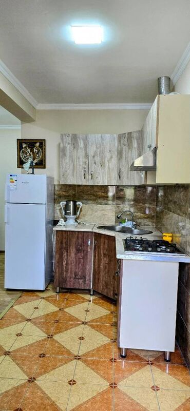 Günlük kirayə mənzillər: 2 otaqlı — 3