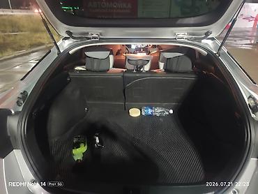 аккорд цена: Toyota Prius: 2021 г., 1.8 л, Робот, Гибрид, Хэтчбэк — 7