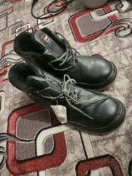 брендовая мужская одежда бишкек: Мужские ботинки, 45, Новый, цвет - Черный, Самовывоз