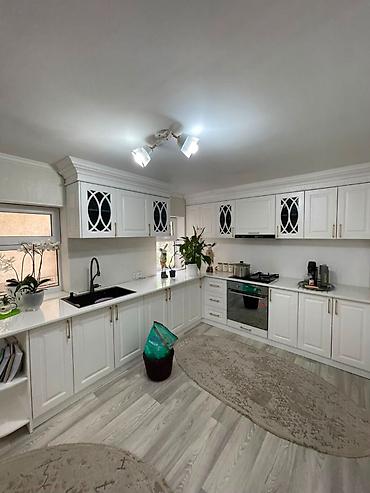 Продажа коттеджей и домов: 4 комнаты, 82 м², 6 соток, Бишкек, Учкун с. Агентство недвижимости — 1