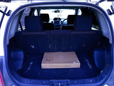 Toyota: Toyota ist: 2004 г., 1.5 л, Автомат, Бензин, Седан — 10