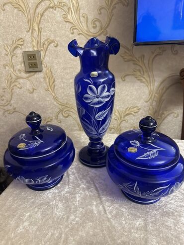 10 yaş üçün tortlar qiz üçün: Vaza dəsti