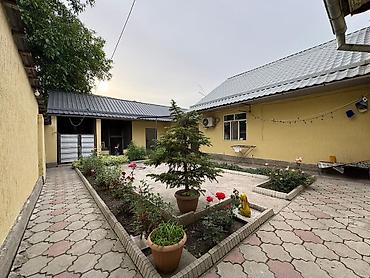 174: Выставлен дом на продажу в центре города Усенбаева 174, за ЦОН, ниже — 2