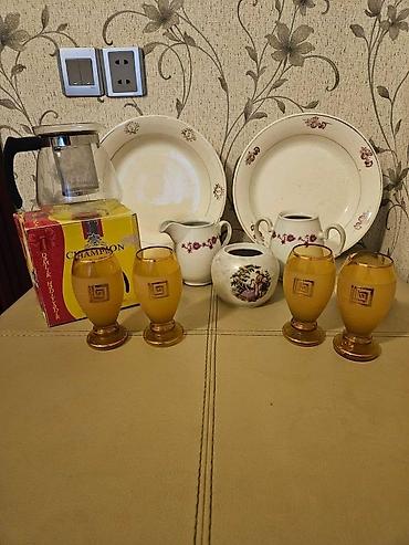 Digər dəstlər və servizlər: Məişət qabları dəsti – hamısı birlikdə satılır. Tərkib: - 1 ədəd şüşə — 10
