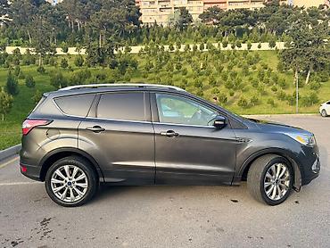Ford: Ford Escape: 1.5 l | 2017 il 112000 km Ofrouder/SUV — 4