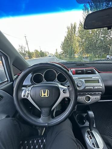 джаны джер: Honda Jazz: 2005 г., 1.3 л, Вариатор, Бензин, Хетчбек — 10
